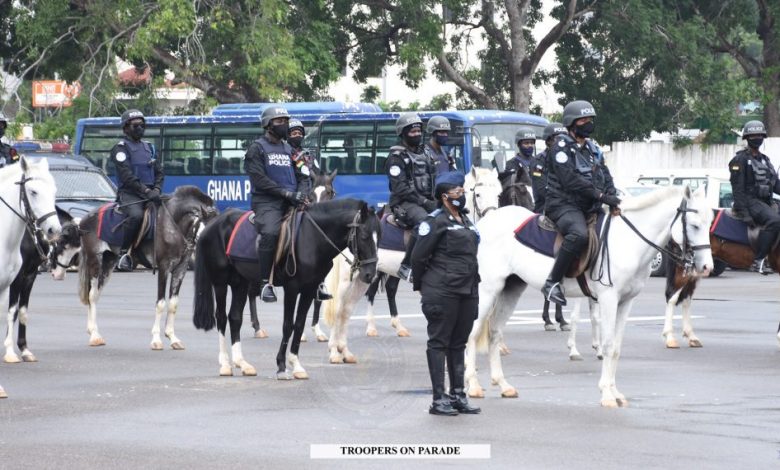 horse parade 1140x570 1