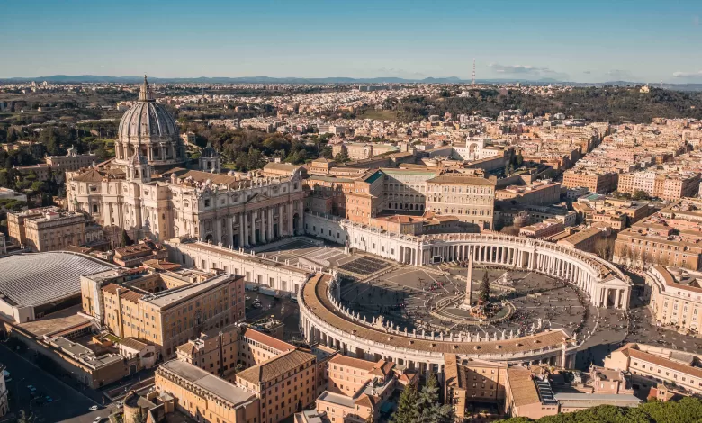 4a493c2b6fa2e6baa39693ab44443d61 vatican city aerial view scaled