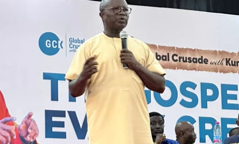 Hon Osei Assibey Antwi, Executive Director of the National Service Scheme (NSS) addressing final year students at the great hall, KNUST.