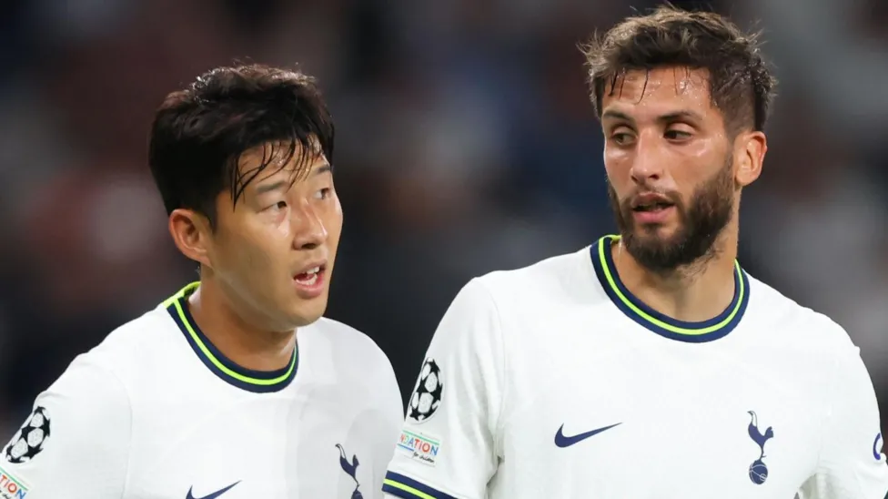 Rodrigo Bentancur (right) joined Son Heung-min (left) at Spurs in 2022