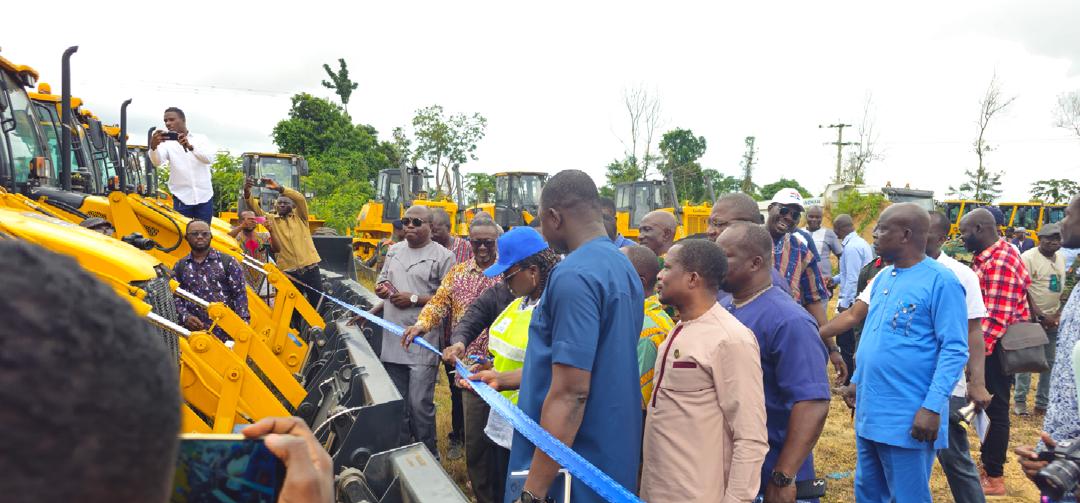 Bono Regional Minister, Hon. Madam Justina Owusu Banahene hands over DRIP machines to Bono Assemblies