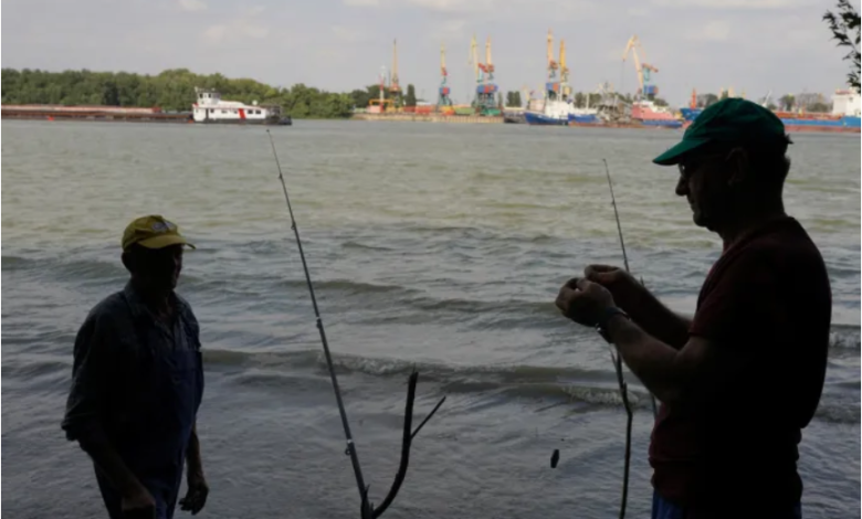 Romania is just a few hundred metres away from the Danube river from Ukraine