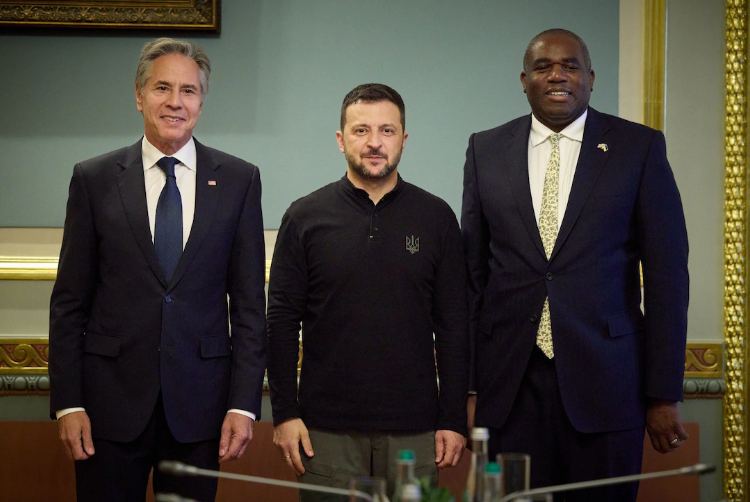 Ukrainian president Zelensky holds meeting with US secretary of state and British foreign affairs secretary