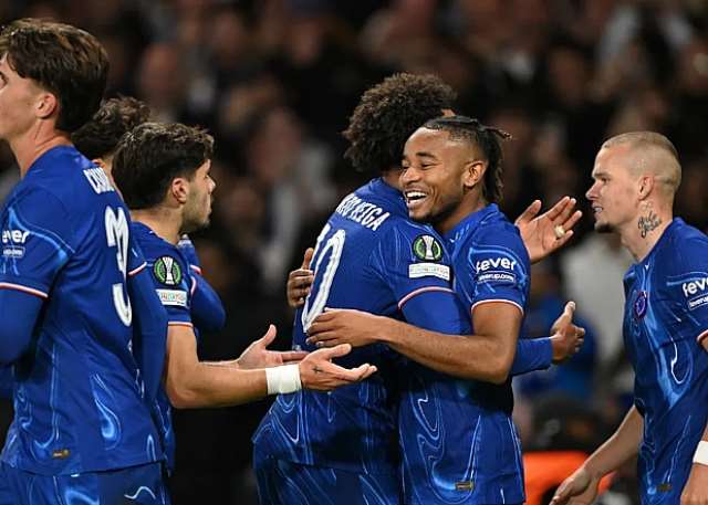 Chelsea put four past Gent