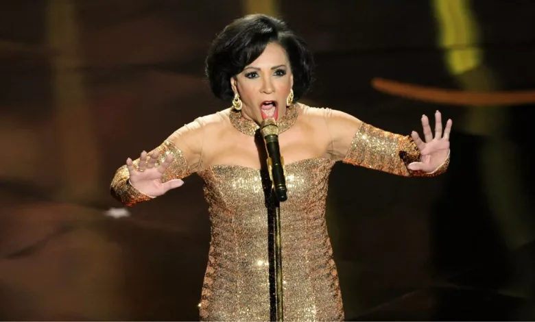 Singer Dame Shirley Bassey