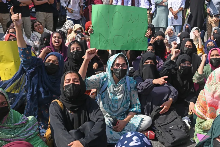 Protests in Lahore after reports spread online that a student had been raped on a college campus