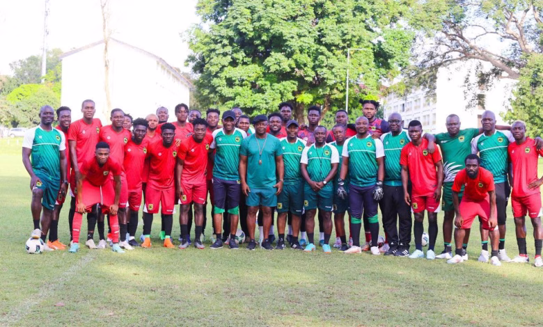 Abedi Pele Visits Asante Kotoko