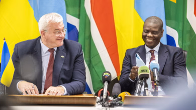 Minister Andrii Sybiha and Minister Ronald Lamola