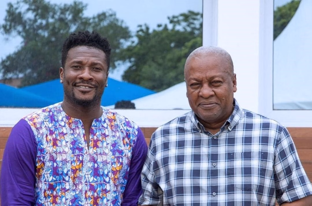 Asamoah Gyan and president-elect Mahama