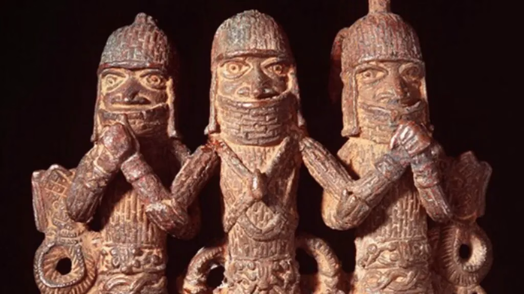 These are pendants worn by high ranking officials in Benin