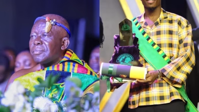 Otumfuo awards Kofi Kinaata