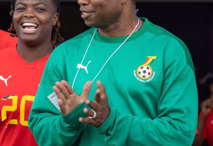 Black Princesses coach Charles Sampson