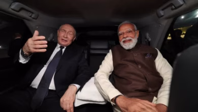 Russia's President Vladimir Putin is welcomed by Indian Prime Minister Narendra Modi